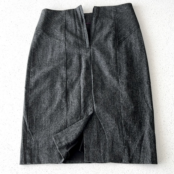 Le Chateau Pencil Skirt - Picture 3 of 4